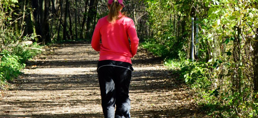 הליכה  אצל נשים הסובלות מהשמנת יתר והשמנה מורבידית (קיצונית)